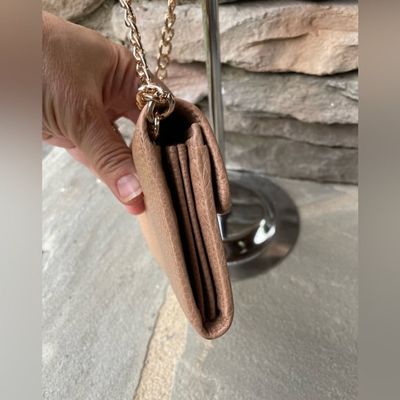 Gorgeous Gucci Interlocking GG Long Wallet - Picture 6 of 12